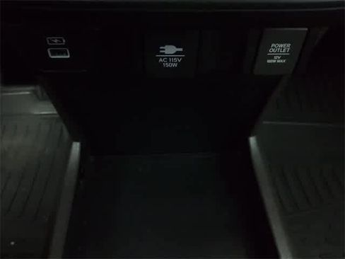 Used 2024 Honda Odyssey Touring image 32