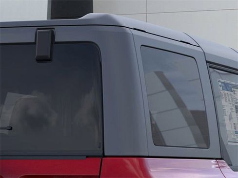 New 2025 Ford Bronco Base image 25