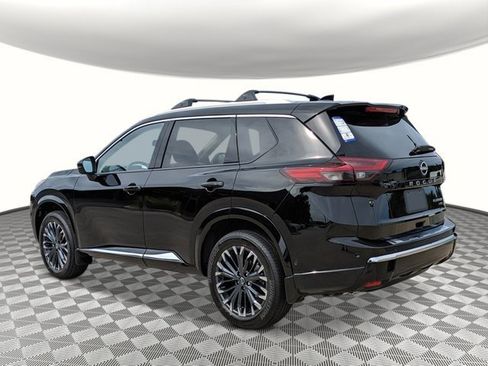 New 2026 Nissan Rogue Platinum image 3