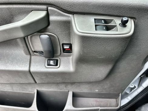 Used 2019 Chevrolet Express 2500 Work Van w/ Driver Convenience Package image 22