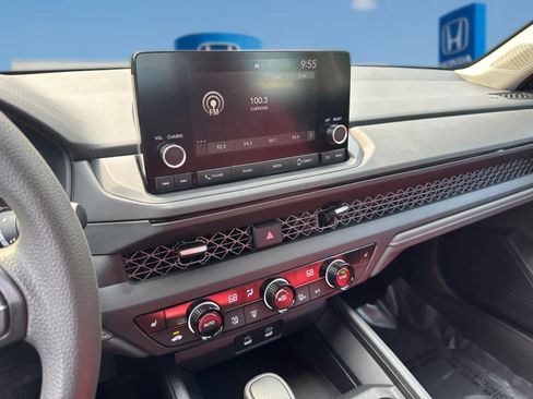 Used 2025 Honda Accord SE image 24