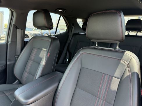 Used 2024 Chevrolet Equinox RS FWD image 17
