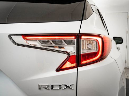 Used 2026 Acura RDX SH-AWD w/ Technology Package image 9