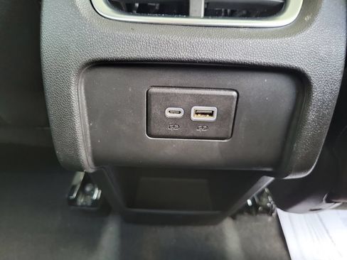 Used 2025 Chevrolet Blazer LT FWD image 19