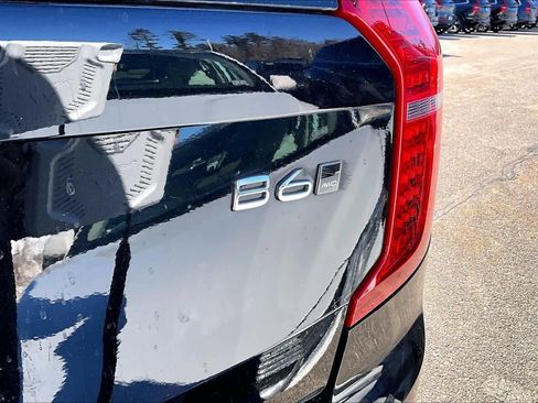 Used 2023 Volvo XC90 B6 Plus w/ Protection Package Premier image 10