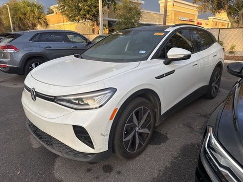 Used 2023 Volkswagen ID.4 Pro S image 3