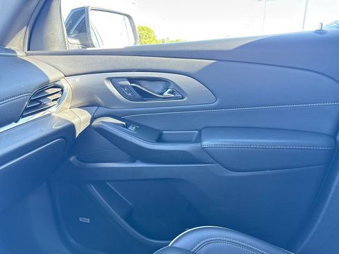 Used 2023 Chevrolet Traverse Premier AWD/4WD image 26