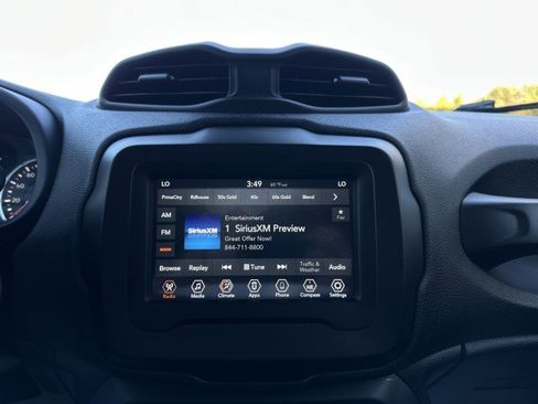 Used 2020 Jeep Renegade Sport image 26