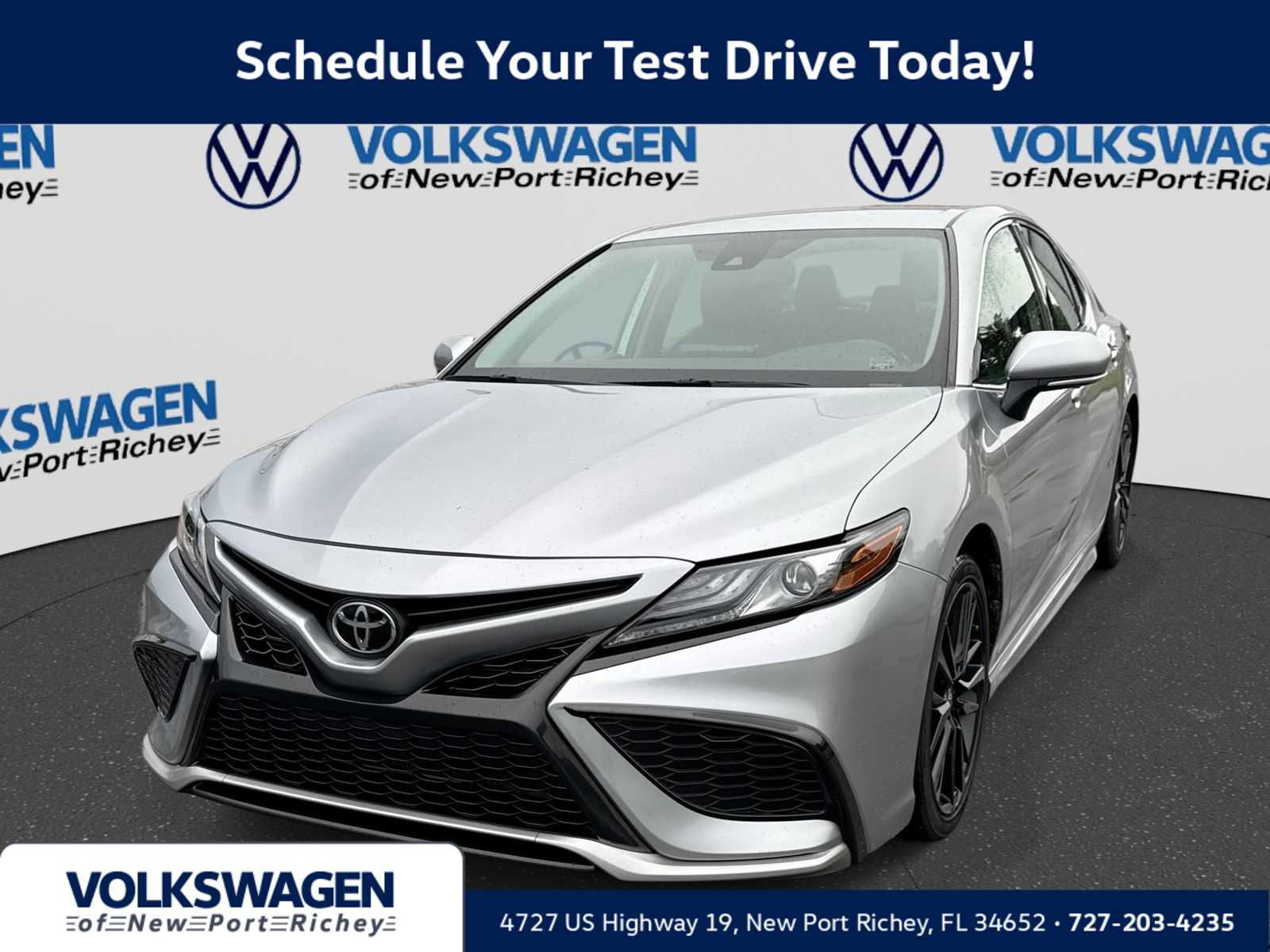 Used 2024 Toyota Camry XSE FWD image 1
