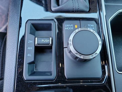 Used 2025 Toyota Tundra SR5 w/ SR5 Premium Package AWD/4WD image 41