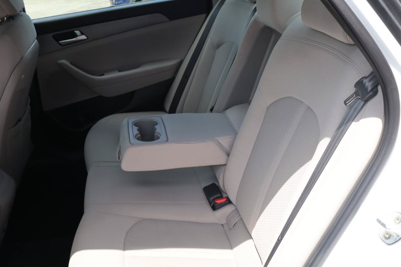 Used 2016 Hyundai Sonata SE FWD image 15