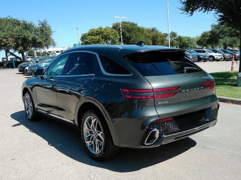 Used 2025 Genesis GV70 2.5T AWD/4WD image 9