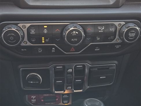 Used 2023 Jeep Wrangler Unlimited Rubicon w/ Xtreme 35 Tire Package image 17