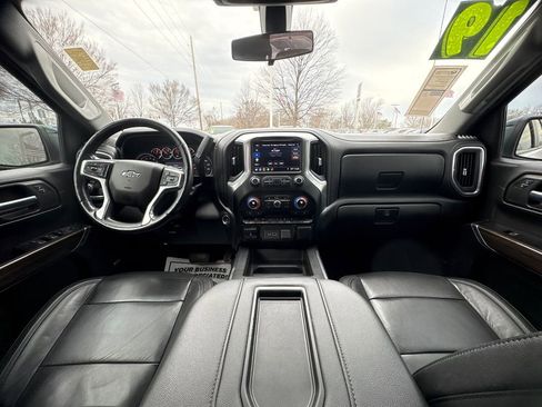 Used 2019 Chevrolet Silverado 1500 RST image 16