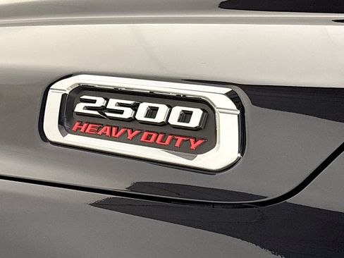 New 2026 RAM 2500 Laramie AWD/4WD image 24