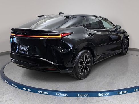 New 2026 Lexus RZ 450e AWD image 5