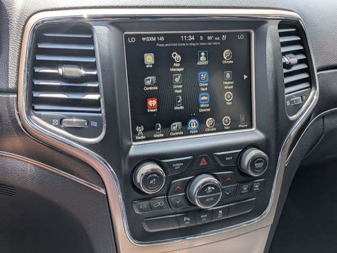 Used 2015 Jeep Grand Cherokee Limited w/ Luxury Group II AWD/4WD image 12