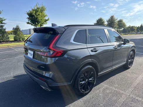 Used 2024 Honda CR-V Sport Touring image 9