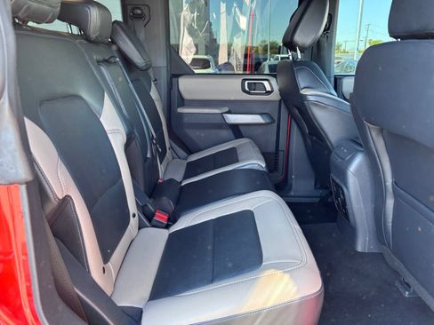Used 2022 Ford Bronco Wildtrak AWD/4WD image 15