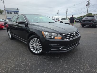Used 2017 Volkswagen Passat 1.8T SE