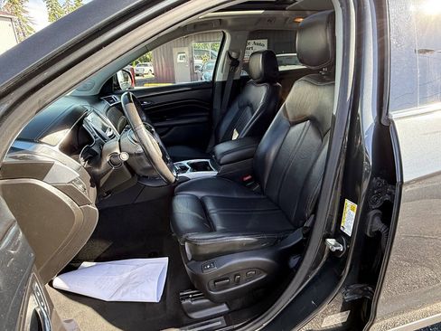 Used 2016 Cadillac SRX Performance w/ Midnight Edition Package FWD image 9