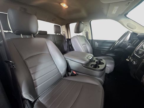 Used 2017 RAM 1500 Express image 27