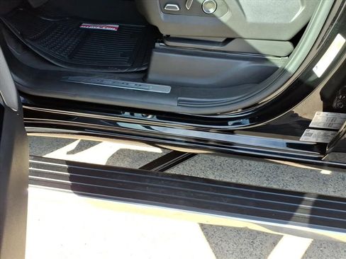 Used 2024 GMC Sierra 1500 Denali image 18