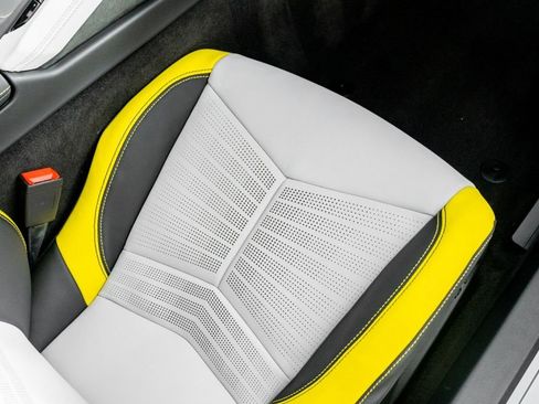 Used 2022 Chevrolet Corvette Stingray Premium Conv RWD image 11