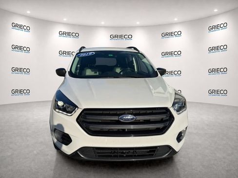 Used 2019 Ford Escape SEL FWD image 2