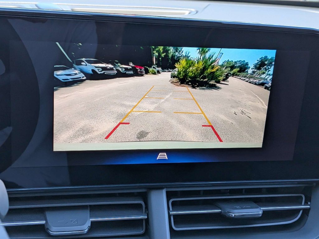 New 2026 Chevrolet Trax ACTIV w/ Driver Confidence Package FWD image 23