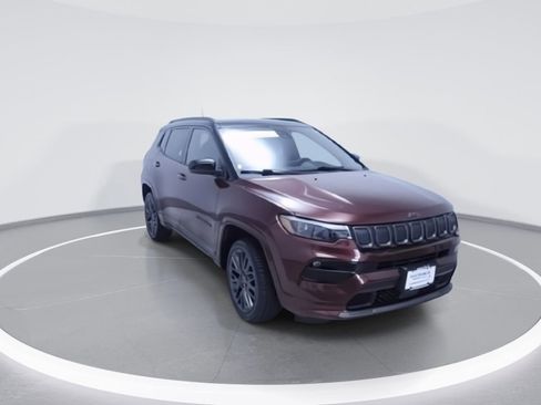 Used 2022 Jeep Compass High Altitude AWD/4WD image 2