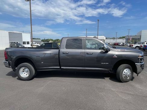 Used 2026 RAM 3500 Laramie w/ Max Tow Package AWD/4WD image 2
