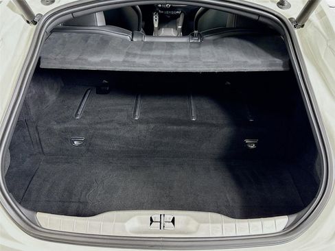 Used 2019 Ferrari GTC4Lusso T image 26