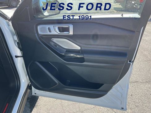 Used 2024 Ford Explorer ST w/ Technology Package image 13