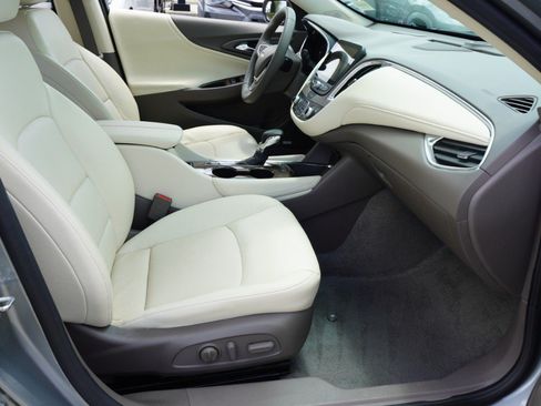 Used 2024 Chevrolet Malibu LT FWD image 14