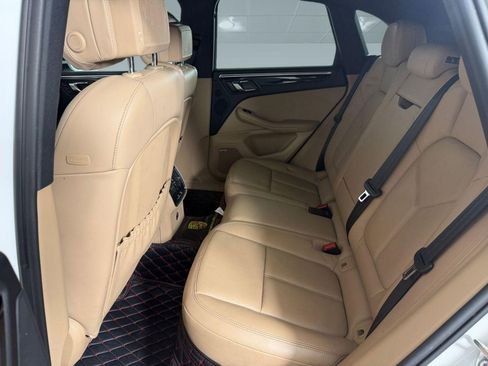Used 2020 Porsche Macan S AWD/4WD image 13