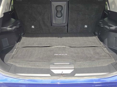 Used 2018 Nissan Rogue SV FWD image 31