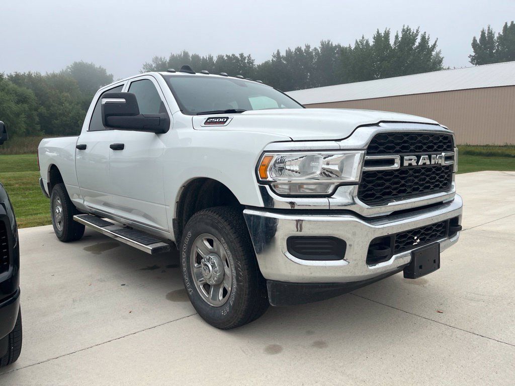 Used 2024 RAM 2500 Tradesman w/ Chrome Appearance Group AWD/4WD image 1