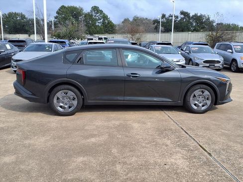 Certified 2025 Kia K4 LX image 28