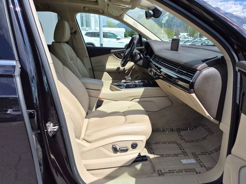 Used 2018 Audi Q7 3.0T Premium Plus AWD/4WD image 34