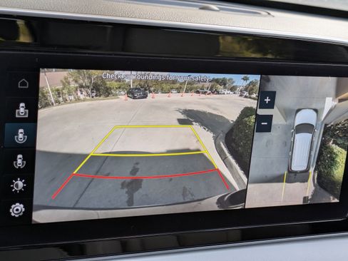 Used 2022 Hyundai Palisade Limited w/ Cargo Package image 30