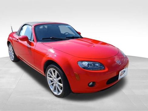 Used 2007 MAZDA MX-5 Miata Touring RWD image 7
