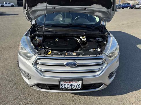 Used 2018 Ford Escape Titanium image 41