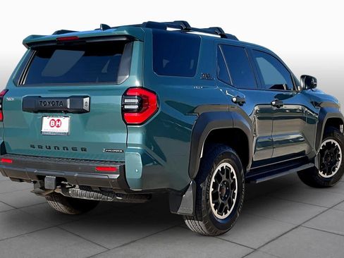 Used 2025 Toyota 4Runner TRD Off-Road AWD/4WD image 13