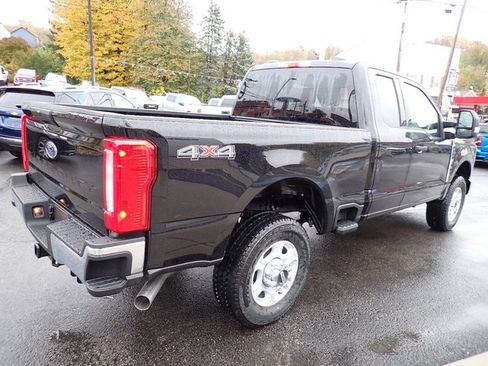 New 2026 Ford F350 XLT image 7