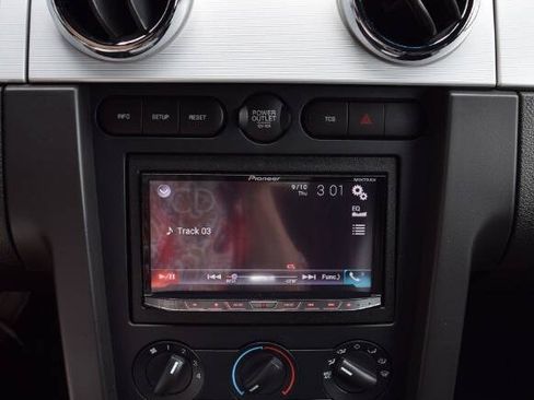 Used 2007 Ford Mustang GT Premium RWD image 37