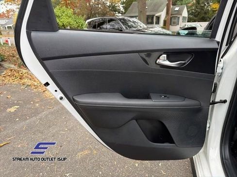 Used 2020 Kia Forte GT-Line image 19