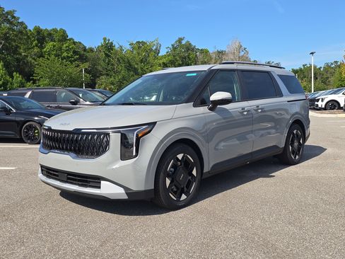 New 2026 Kia Carnival EX FWD image 4