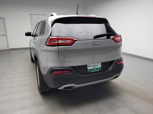 Used 2016 Jeep Cherokee Limited AWD/4WD image 6