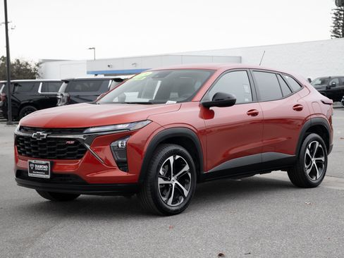 Used 2024 Chevrolet Trax RS image 8